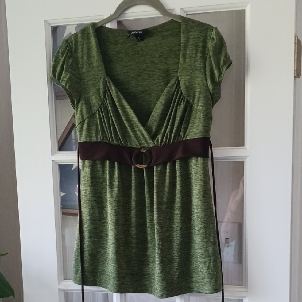 IZ Byer Green V-Neck Tunic with Brown Belt